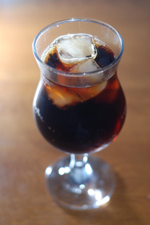Коко кола со льдом - вкусный освежающий напиток